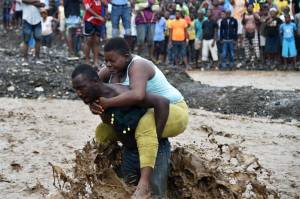 Se eleva a 264 muertos en Haití por el paso de “Matthew”