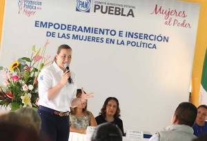 PAN apuesta por inclusión de poblanas en la política: Martha Erika Alonso