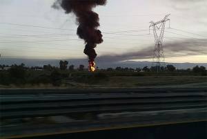 VIDEO: Suma 16 horas incendio en ducto de Pemex en Acatzingo, Puebla