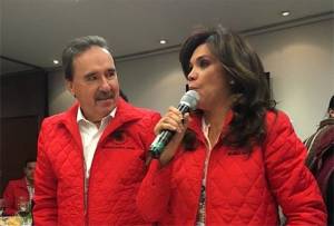 Senadores del PRI cobijarán a Blanca Alcalá en su registro este domingo