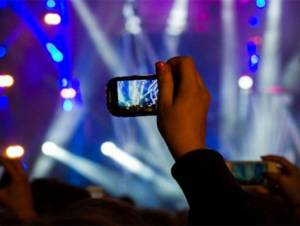 Apple impedirá tomar fotos o videos en conciertos