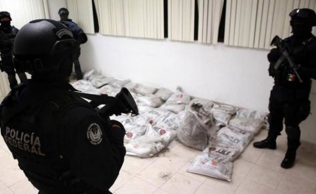Incautan una tonelada de cocaína en Aeropuerto de la Ciudad de México
