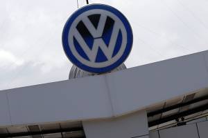 Volkswagen planea ensamblar autos eléctricos en Puebla