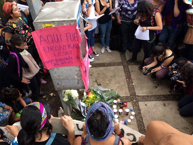 Mujeres rechazan disculpas de PGJCDMX tras muerte de mujer en CU