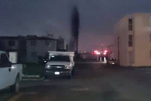 Fuga de petróleo causa alarma entre vecinos de Cuautlancingo, Puebla