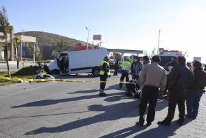 Dos muertos por choque de camionetas en la autopista Puebla-Orizaba