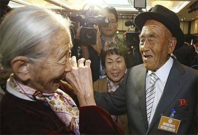 Familias de las dos Coreas se reencuentran 60 años después