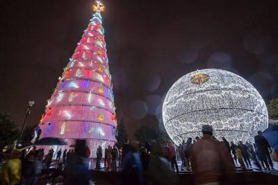 La esfera más grande del mundo se exhibe en Chignahuapan, Puebla