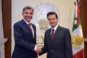 Peña Nieto felicita a Tony Gali por inicio de su mandato en Puebla