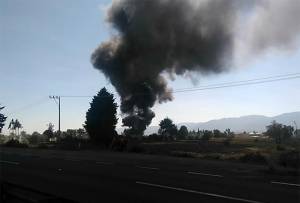 Reportan nueva explosión por robo de combustible en Palmarito Tochapan