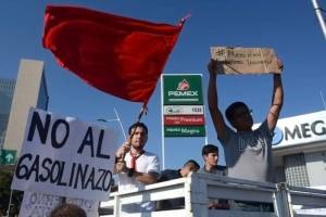 Pemex pide no bloquear estaciones de abastecimiento y despacho