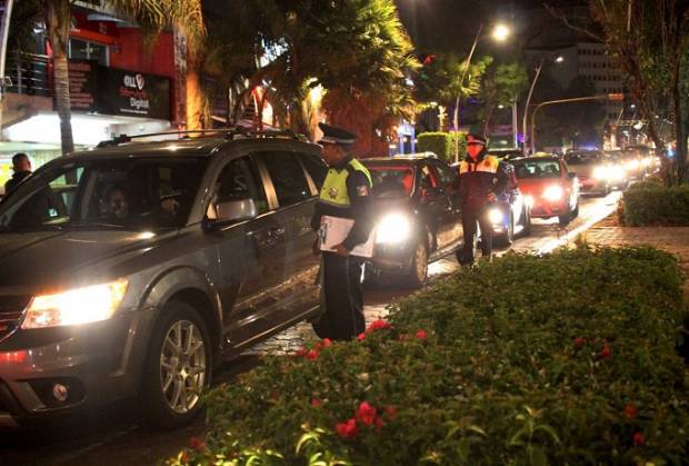 Alcoholímetro de Puebla remitió 38 vehículos al corralón