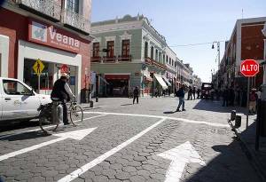 Ayuntamiento de Puebla rescata calles libres de ambulantes