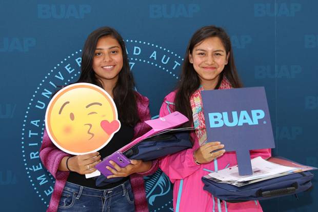 Inician cursos casi 6 mil alumnos en preparatorias de la BUAP