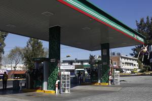 Gasolineras de Puebla pierden 50% en ventas por el huachicol