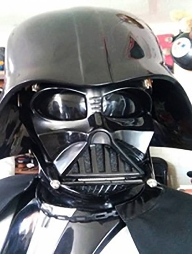 Recuperan en Puebla figura de Darth Vader valuada en 60 mil pesos