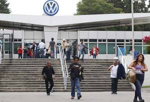 VW descarta recorte de empleos en Puebla por ajuste mundial