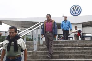 Volkswagen recontrata mil 200 trabajadores eventuales en Puebla