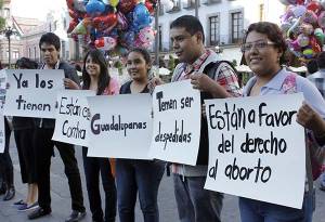 Despenalización del aborto en Puebla, a conveniencia electoral: Ibero