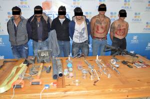 Capturan a seis sujetos robando hidrocarburos en ductos de Puebla