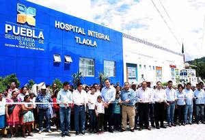 RMV inaugura rehabilitación de hospital de Tlaola