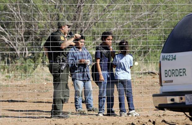 Casi 5 mil niños migrantes intentan cruzar de México hacia EU