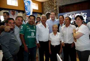 Moreno Valle se reúne con panistas de Guanajuato