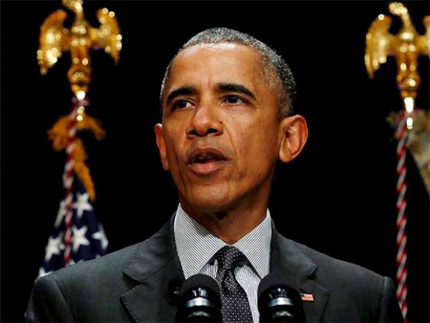 Obama admite posible bomba en avión ruso que cayó en Egipto