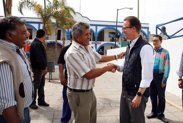 Luis Banck, primer alcalde de Puebla recibido en Canoa en dos años