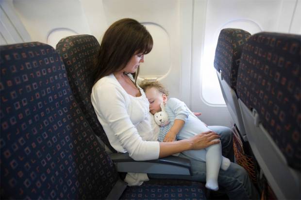 Otra aerolínea se suma a las áreas libres de bebés