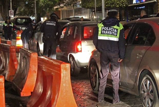 Alcoholímetro en Puebla remitió 53 vehículos al corralón