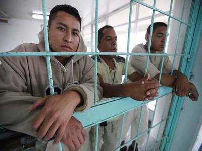 Sobrepoblación y hacinamiento en la mayoría de cárceles del país: CNDH