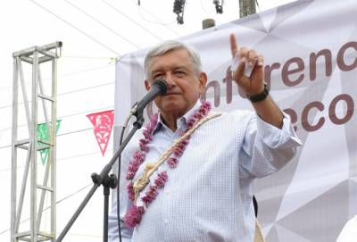 “Ley Beltrones” no pasará, responde López Obrador al PRI