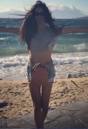 Adriana Lima presumió figura al desnudo por Instagram