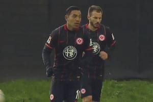 VIDEO: Marco Fabián anotó doblete con Eintracht Frankfurt