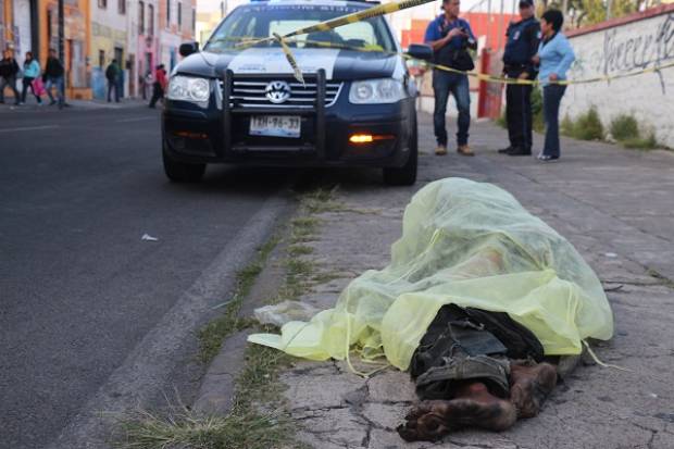 Muere indigente en calles del centro de Puebla