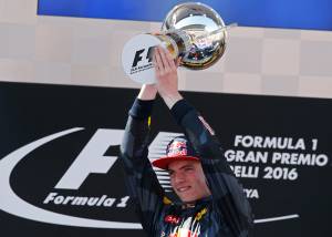Max Verstappen se adjudicó el GP de España