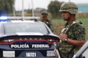 PGR capturó a cinco chupaductos tras enfrentar al Ejército en Palmar de Bravo, Puebla