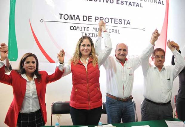PRI toma protesta a líderes municipales de Teziutlán, Chignautla, Atempan y Teteles
