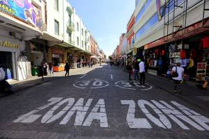 Ayuntamiento continúa mejora de calles libres de ambulantes