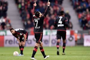 VIDEO: Chicharito anotó en remontada de Leverkusen 4-3 ante Stuttgart