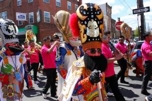 Cancelan Carnaval de Puebla en Filadelfia por miedo a Trump