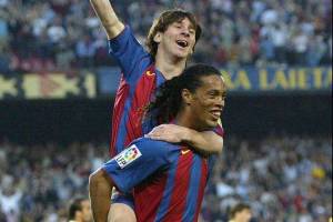 Ronaldinho: &quot;Sabía que Messi era mejor jugador que yo&quot;