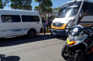 Choque entre Ruta 25 y Loma Bella deja 25 pasajeros lesionados