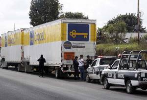 Aumentan robos al transporte de carga en la autopista México-Puebla