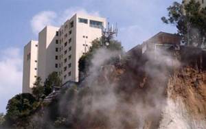 VIDEO: Se desgaja otro cerro en la zona de Santa Fe del DF