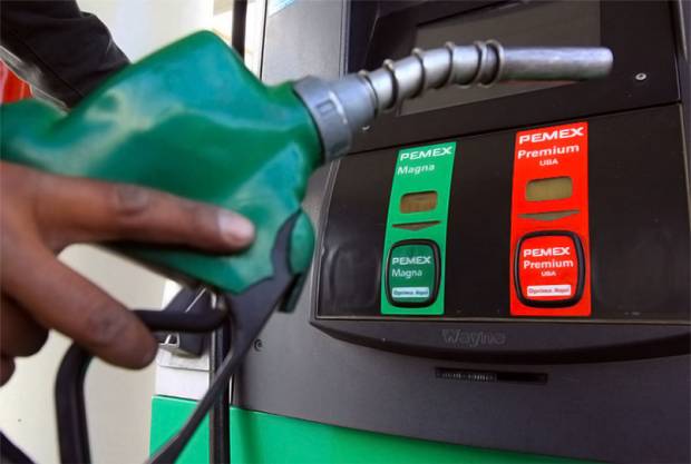 Precios de gasolinas dependen de la política, no del mercado: CIDE