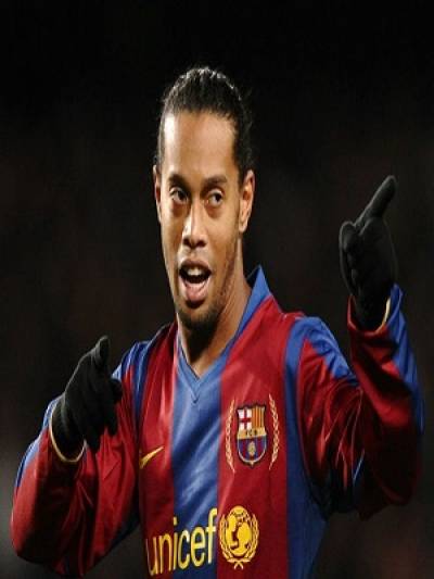 Ronaldinho regresa al Barcelona