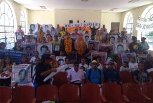 Despiden a integrantes del GIEI en la Normal de Ayotzinapa