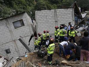 Deslave en Guatemala deja 12 muertos y 36 heridos